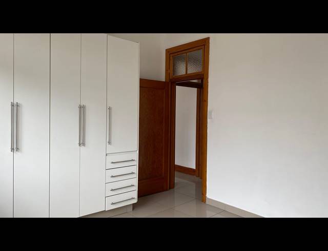 2 BEDROOM FLAT FOR SALE IN GLENWOOD